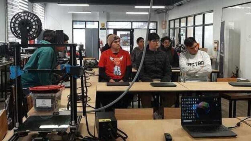 Fabricación digital e impresión 3D acercan la innovación tecnológica a estudiantes de la Región de Coquimbo